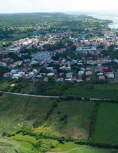 vue aerienne port louis marie galante