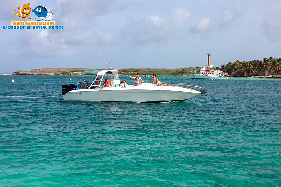 excursion petite terre speed boat